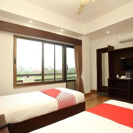 Oyo 525 Hotel Aloka Inn Рамміндей Екстер'єр фото