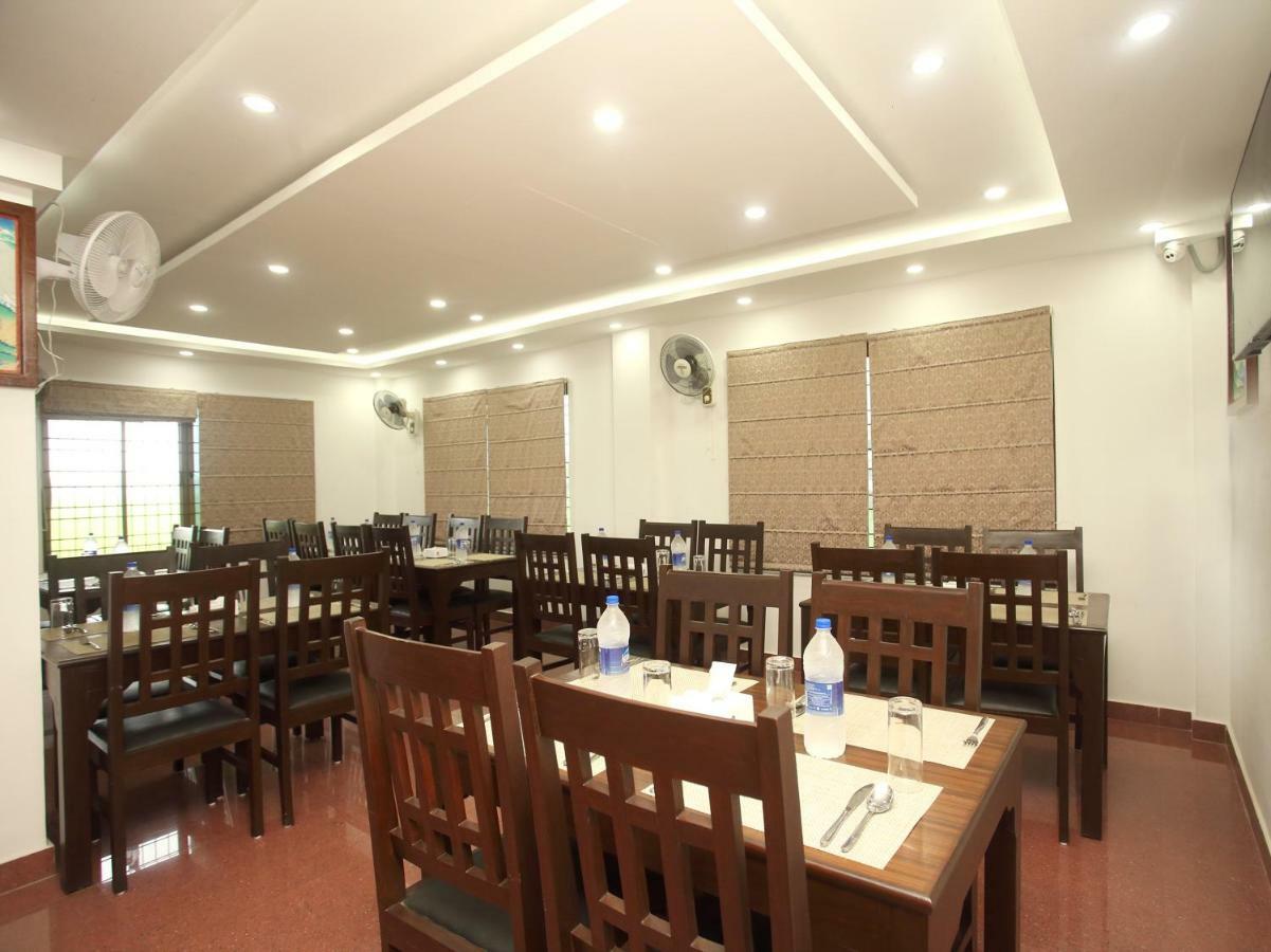Oyo 525 Hotel Aloka Inn Рамміндей Екстер'єр фото